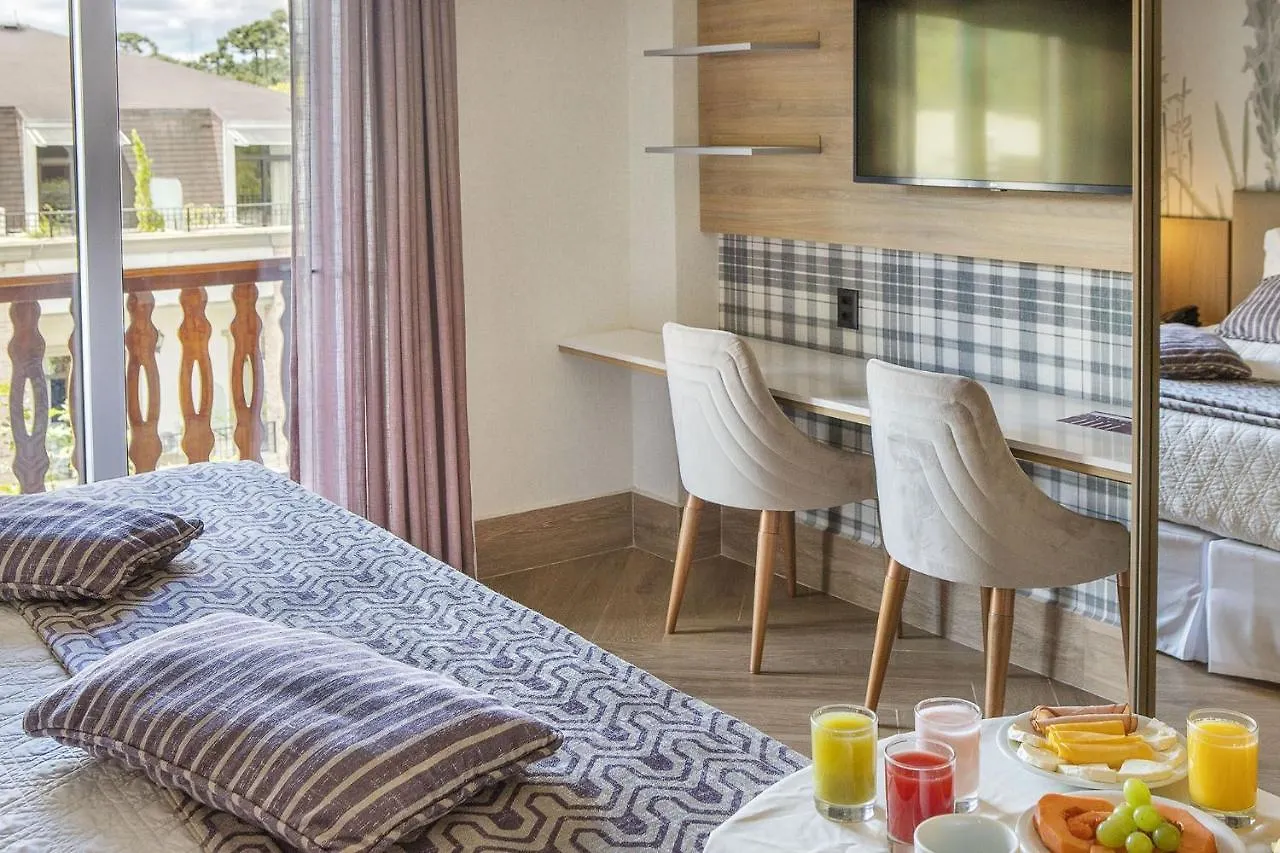 ****  Hotel Estoril Campos do Jordao Brazil